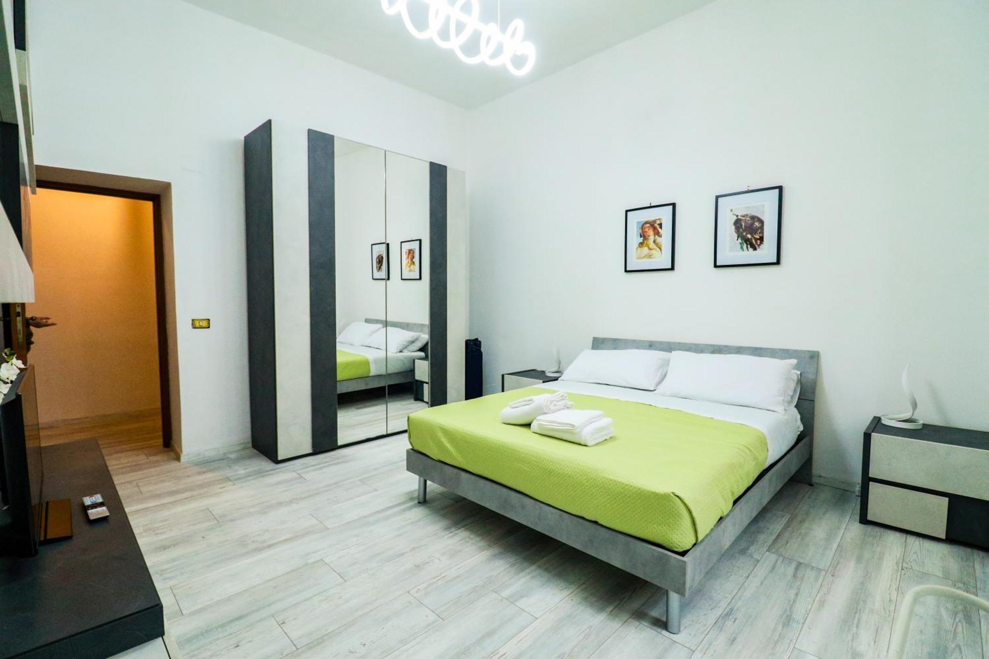 Casa Angelina - Appartamento Zona Sangiovanni โรม ภายนอก รูปภาพ