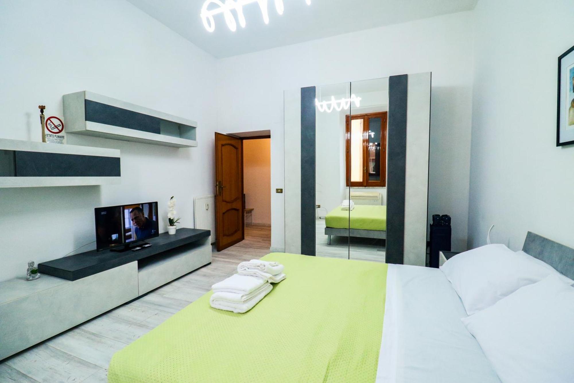 Casa Angelina - Appartamento Zona Sangiovanni โรม ภายนอก รูปภาพ